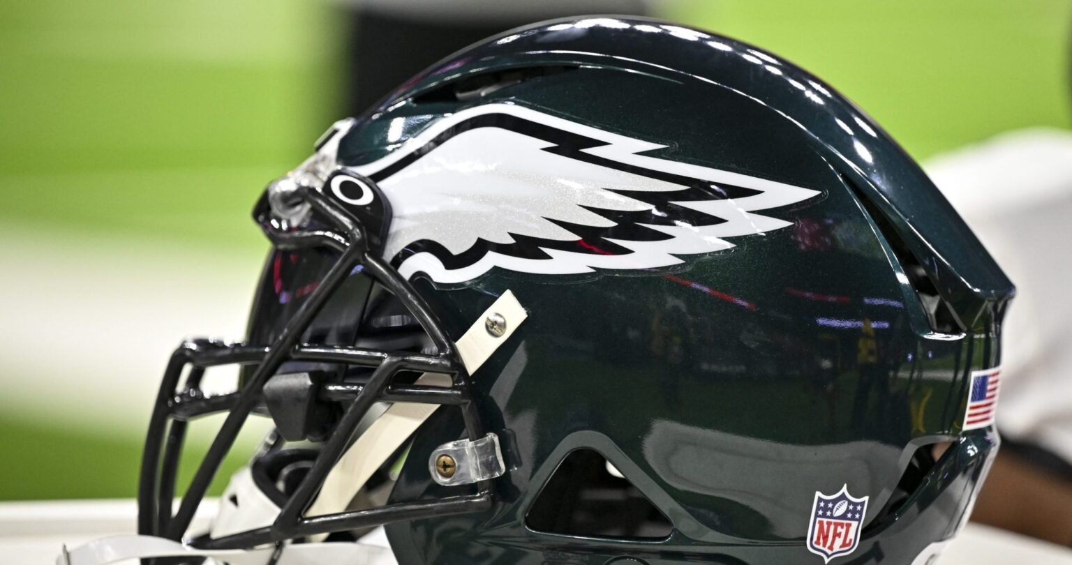 SO SAD Philadelphia coach was shoot and kill by the police due ..