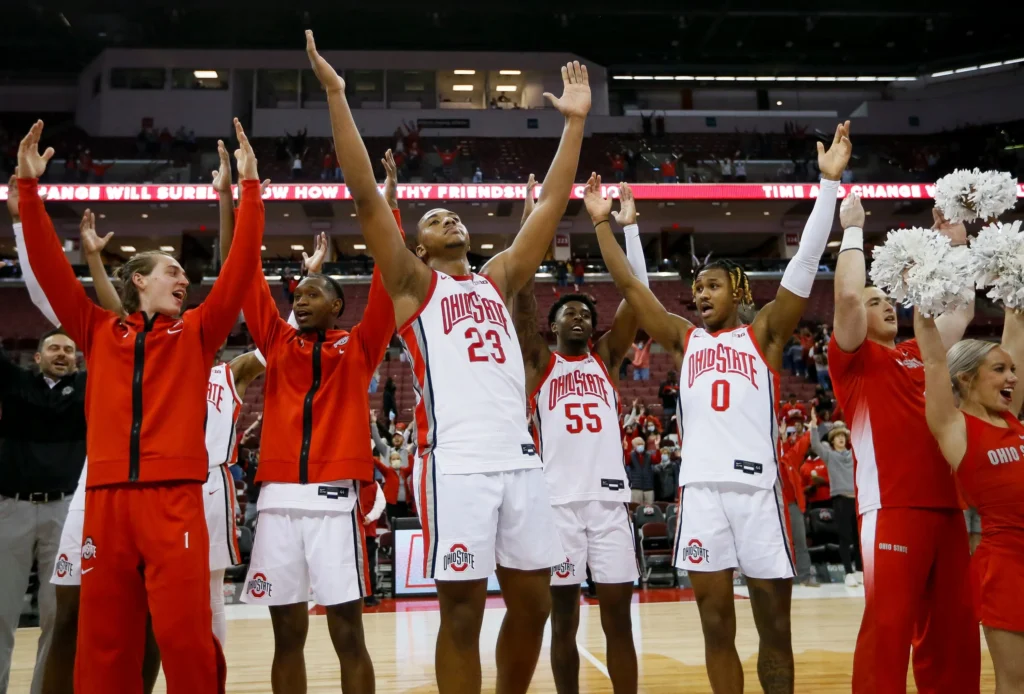 Ohio-State-basketball-vs.-Akron-celebrate