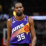Antonio Pierce sign a divorced letter with his wife Jocelyn due to her…