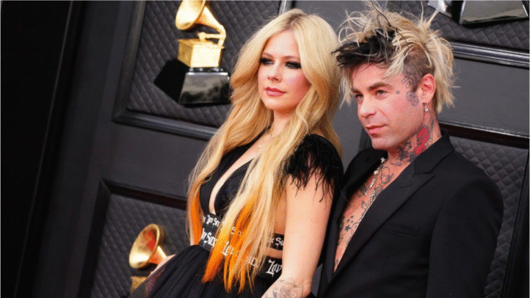 Avril Lavigne Reunites with Mod Sun
