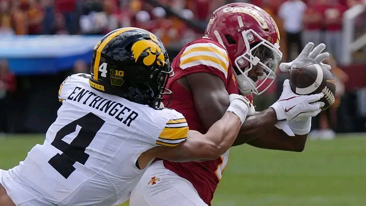 Iowa football transfer portal target Entringer explores new schools
