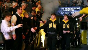 Iowa wrestling vs Wisconsin: How to Watch & Lineup
