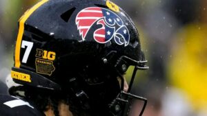 Freshman DB CJ Bell enters the Iowa football transfer portal seeking a fresh start