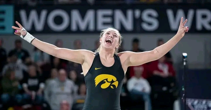 Kylie Welker season debut energizes Iowa women’s wrestling against Sacred Heart at National Duals