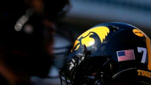 Iowa football transfer target Lance Beeghley visits Hawkeyes