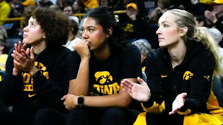 Iowa women’s basketball injury report ahead of Oregon game at Carver-Hawkeye Arena