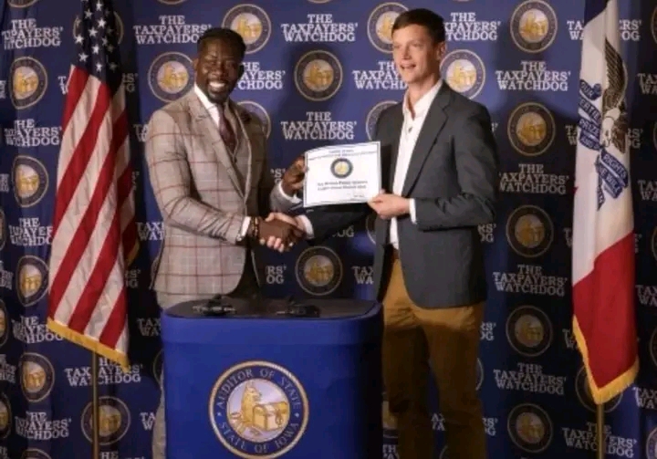 Des Moines Schools Controversy — Ian Roberts and PIE award at Iowa Capitol