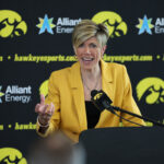 Taylor McCabe injury update as Iowa Hawkeyes guard leaves court after knee injury