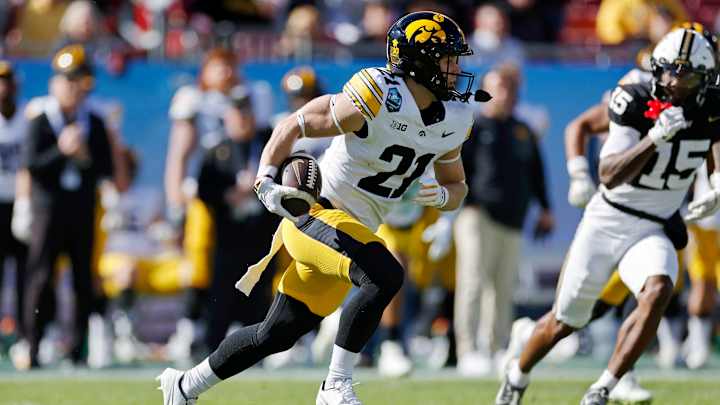 images_GettyImages_mmsport_241_01ke0d9efhdeba3812x8