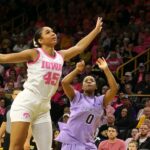 Hannah Stuelke injury update as Iowa forward reacts during Big Ten game