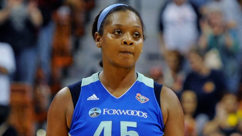 Former Iowa Hawkeye Dies After Atlanta Highway Crash at 43, Basketball