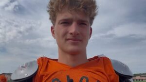 Eli Kampman Signs with the Hawkeyes: Iowa Legacy Continues