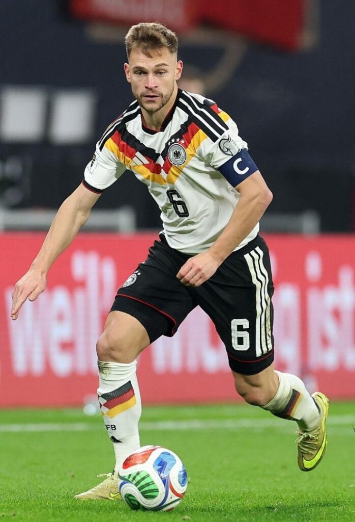 DEUTSCHLAND-STAR SORGT FÜR AUFSEHEN: Joshua Kimmichs Name wirft Fragen auf, während Erling Haalands Bild auf Hunderten Kokain-Paketen in Ecuador auftaucht
