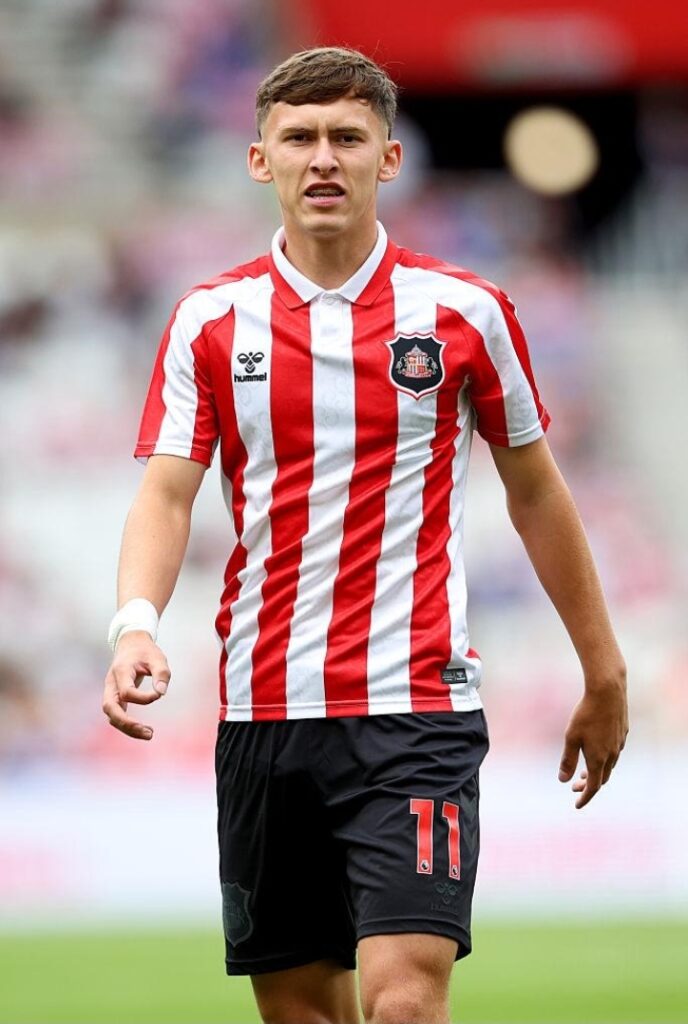 Sunderland Fans Rally Around Chris Rigg as Young Star Faces Another Important Chapter at the Stadium of Light